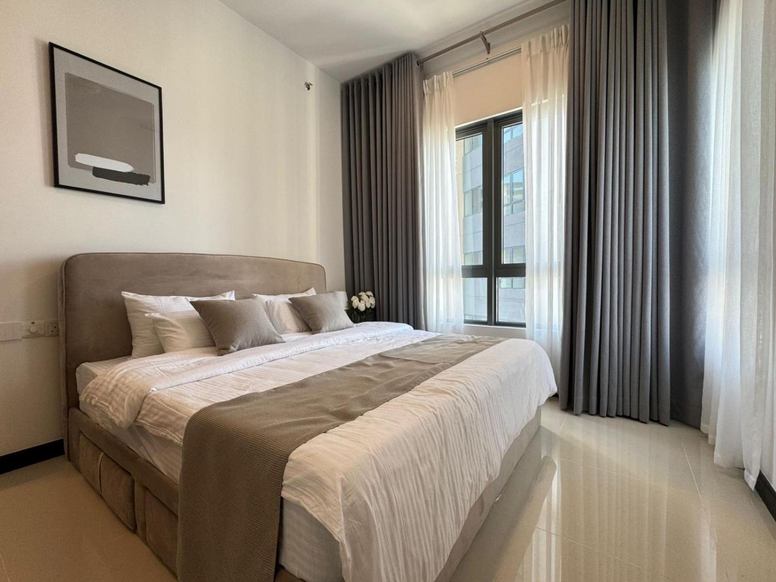 Colombo, Trizen Luxury Apartments, Sri Lanka Apartment *