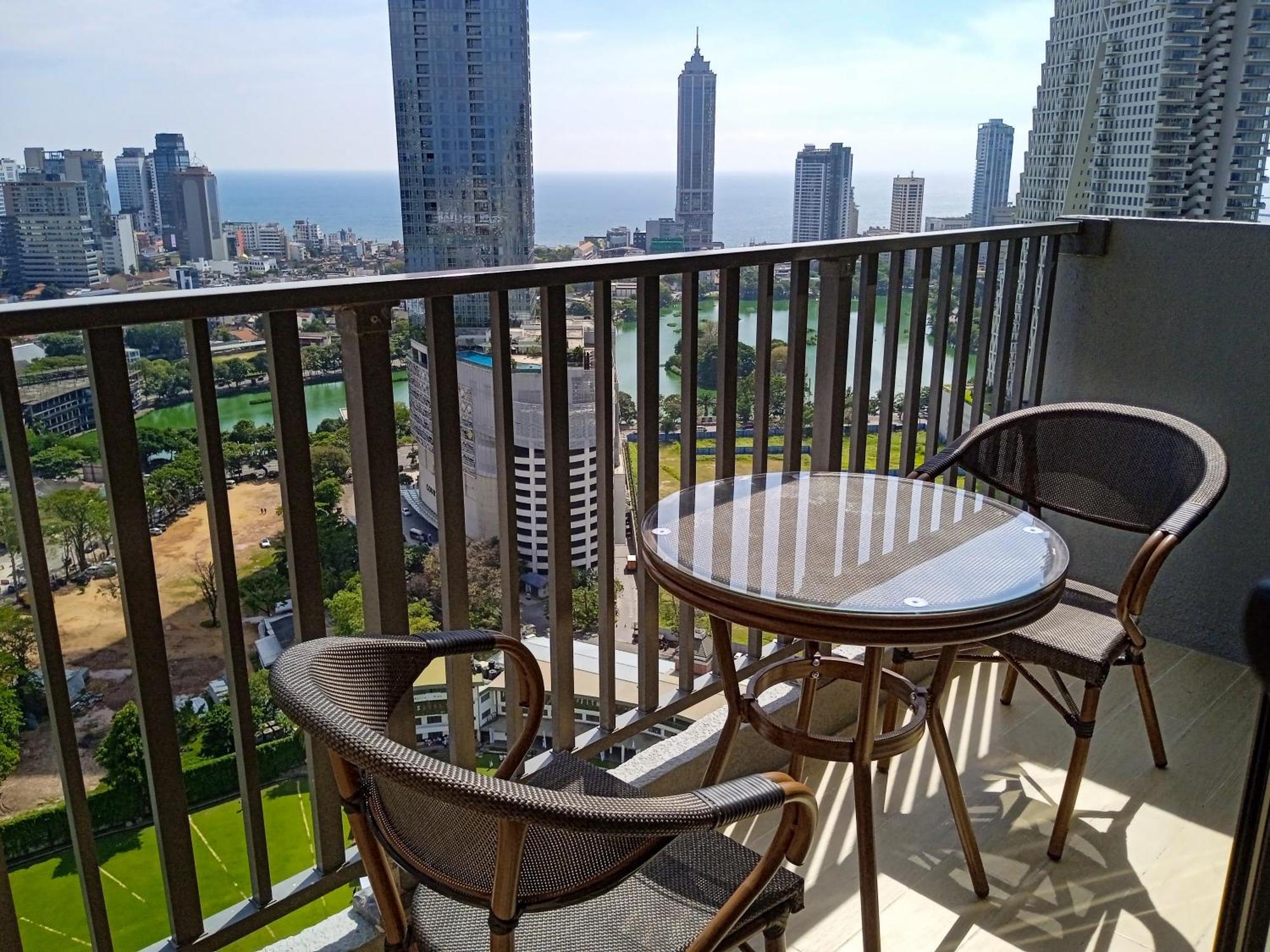 Colombo, Trizen Luxury Apartments, Sri Lanka *