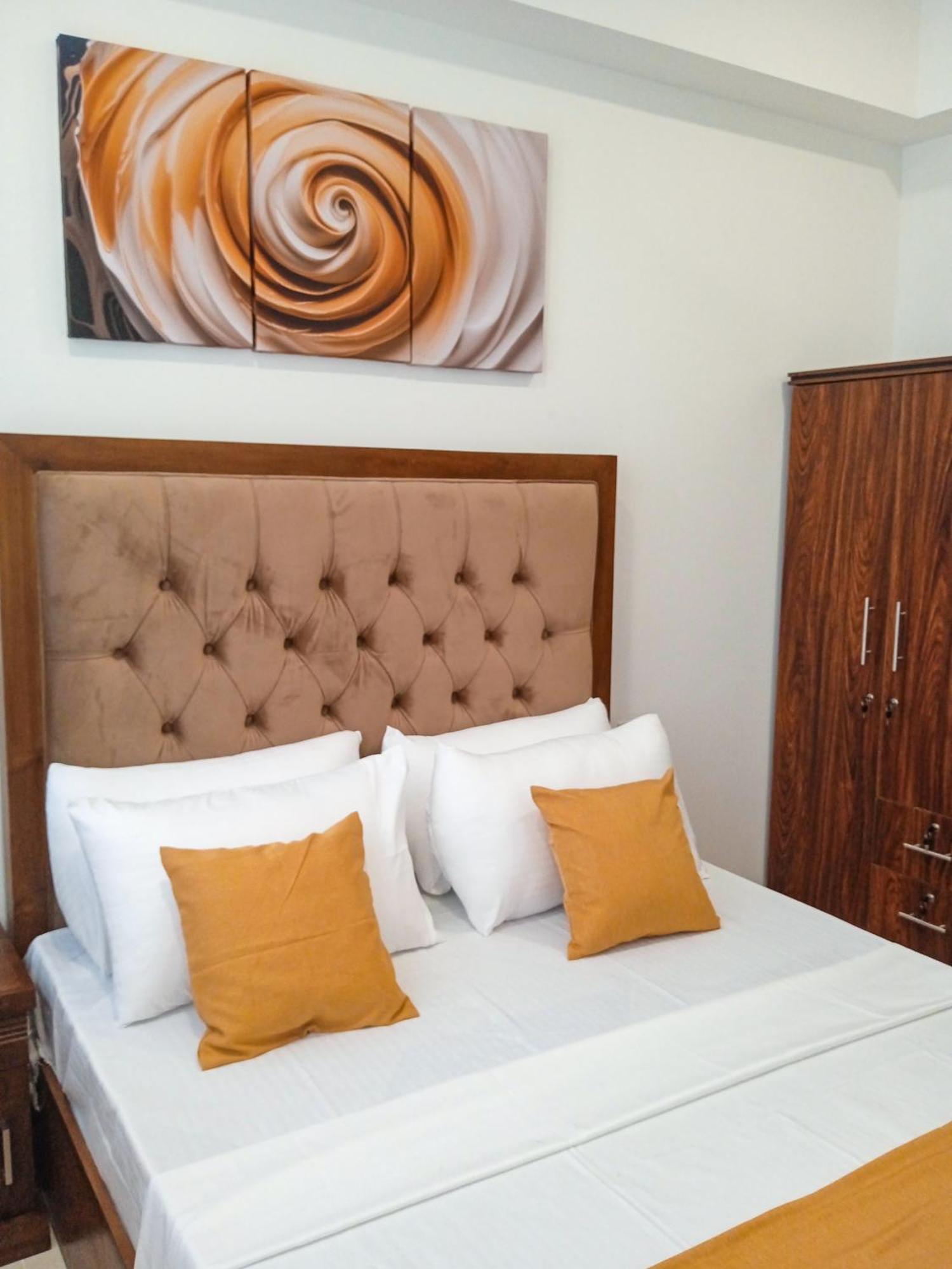 Colombo, Trizen Luxury Apartments, Sri Lanka Apartment *