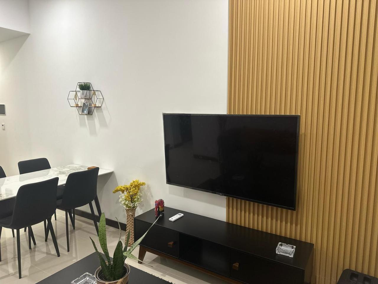 Colombo, Trizen Luxury Apartments, Sri Lanka * Colombo