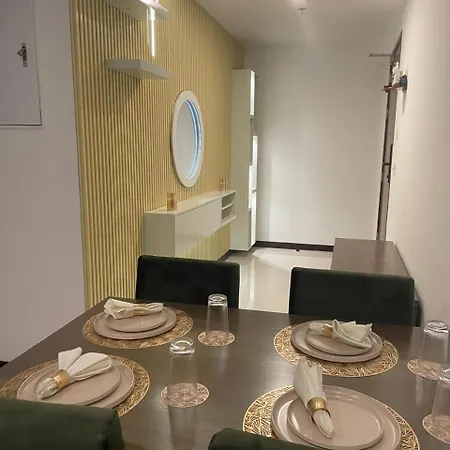 Colombo, Trizen Luxury Apartments, Sri Lanka Exterior photo